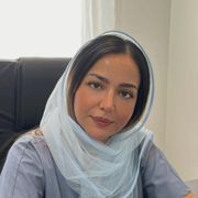 دکتر آزاده شریعتی فر